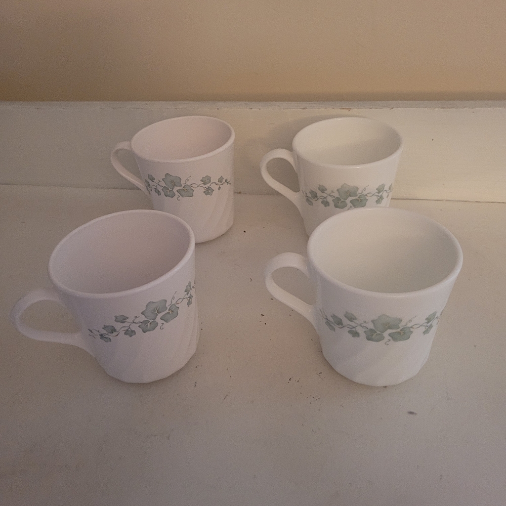 Set of 4 Vintage Corning Corelle Callaway Green Ivy Swirl Coffee Mugs